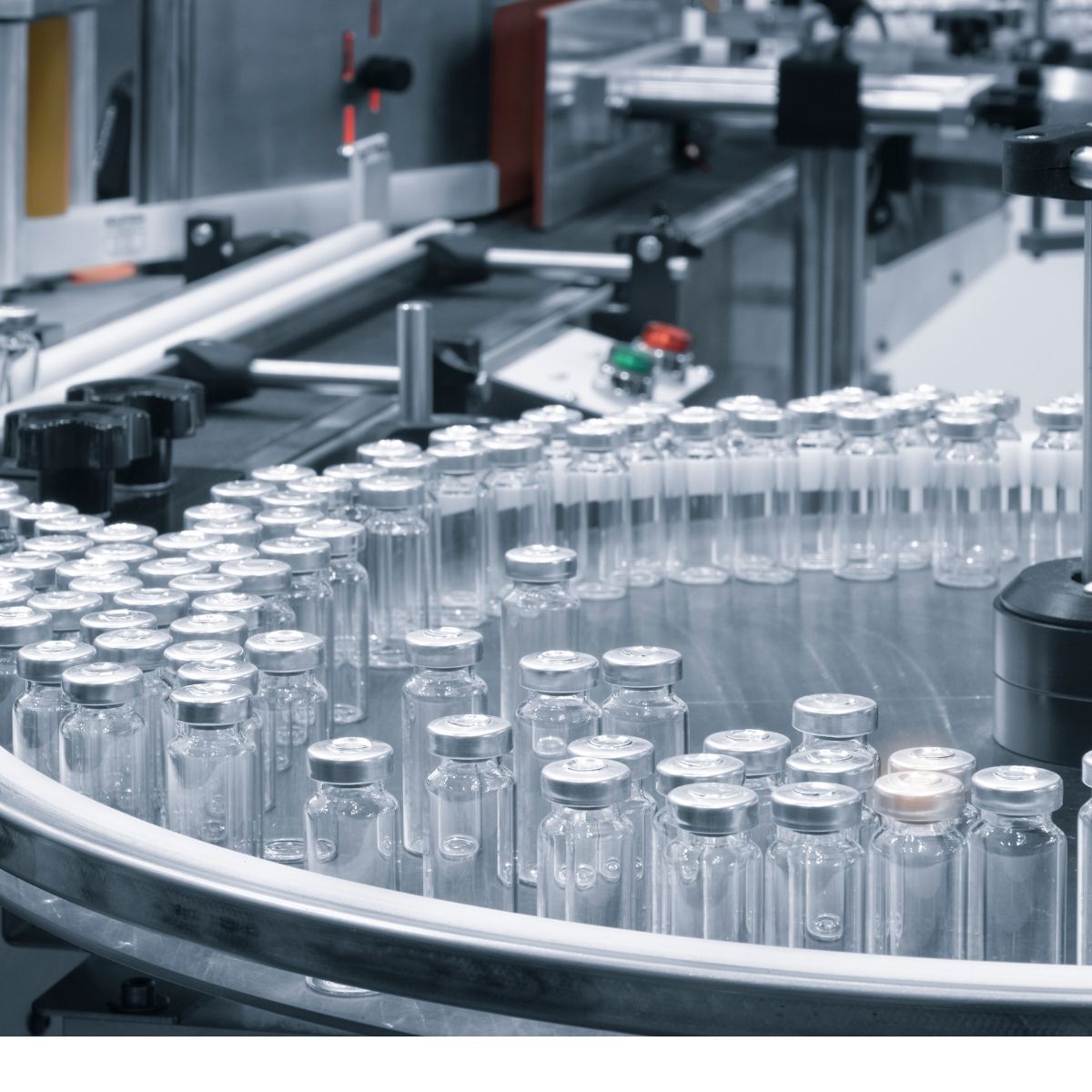 Cleanroom and Pharma Production Empty Containers